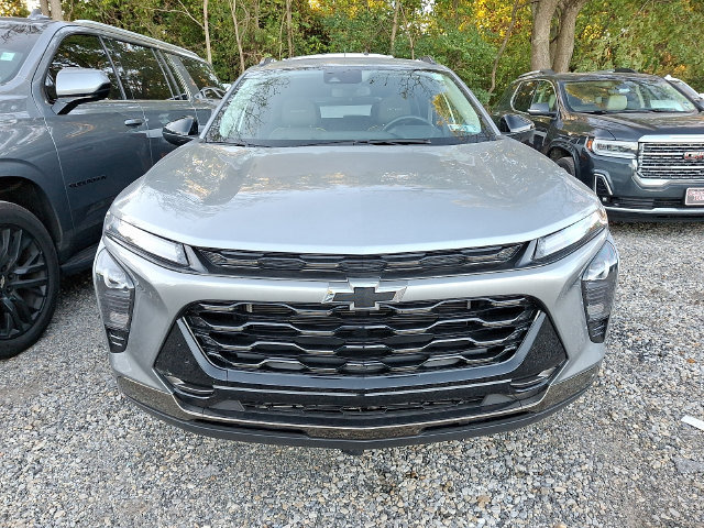 Certified 2026 Chevrolet Trax ACTIV w/ Sunroof Package FWD image 2