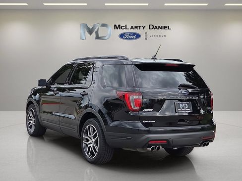Used 2018 Ford Explorer Sport w/ Equipment Group 401A AWD/4WD image 4