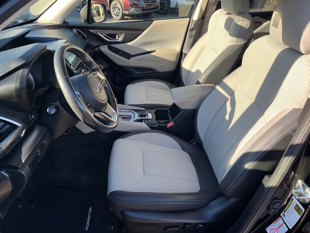 Used 2020 Subaru Forester Premium AWD/4WD image 13