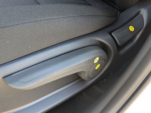 New 2026 Hyundai Venue SE image 19