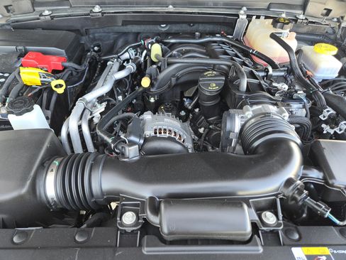 Used 2022 Jeep Wrangler Unlimited Sport w/ Sun And Sound Package image 29