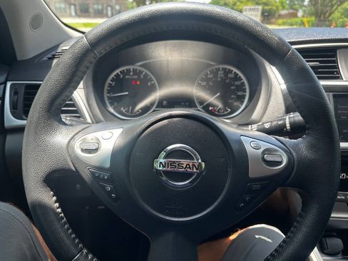 Used 2019 Nissan Sentra SV FWD image 14