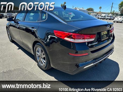 Used 2020 Kia Optima LX FWD image 4