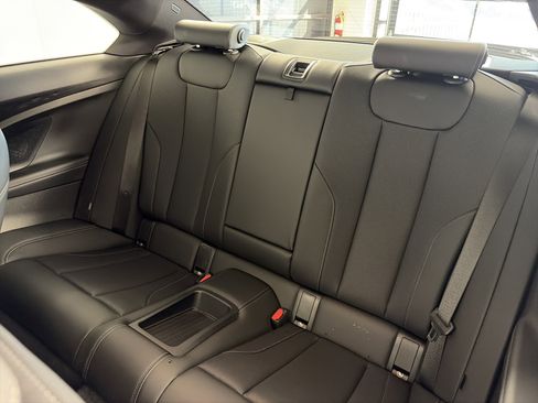 Used 2023 BMW 230i xDrive Coupe w/ Premium Package image 7