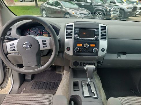 Used 2017 Nissan Frontier SV w/ SV Value Truck Package RWD image 24