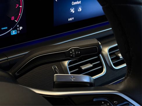 Used 2025 Mercedes-Benz GLE 350 4MATIC image 29