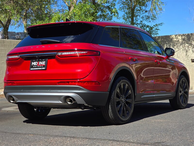 Used 2020 Lincoln Corsair Reserve FWD image 8