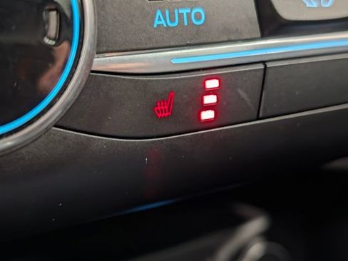 Used 2020 Ford Escape SE Sport FWD image 26