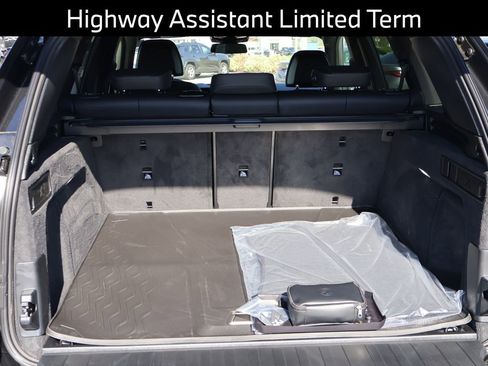 New 2026 BMW X5 xDrive40i w/ M Sport Package AWD/4WD image 19