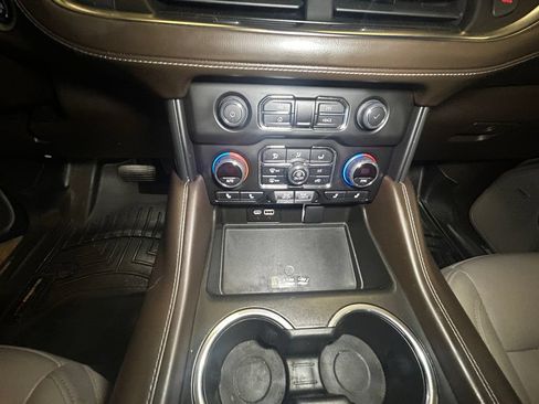 Used 2022 Chevrolet Tahoe LT AWD/4WD image 11