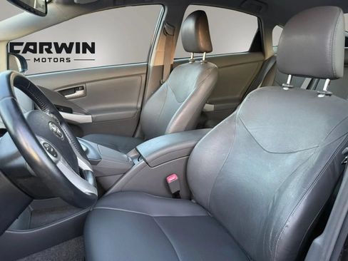 Used 2010 Toyota Prius One FWD image 12