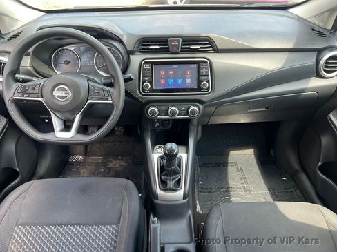 Used 2020 Nissan Versa S image 17