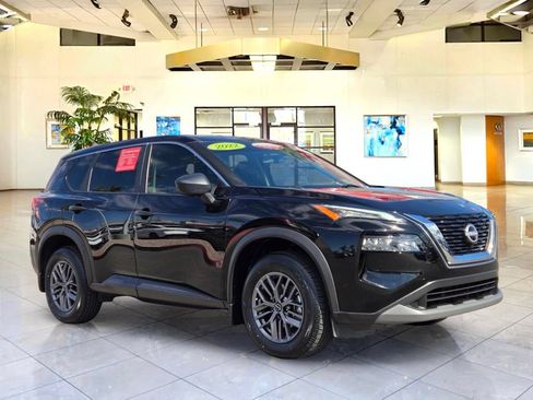 Certified 2022 Nissan Rogue S AWD/4WD image 3