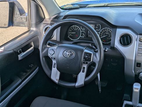 Used 2018 Toyota Tundra SR5 w/ SR5 Upgrade Package RWD image 15