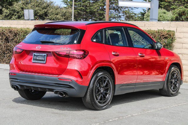 Used 2025 Mercedes-Benz GLA 35 AMG 4MATIC image 8