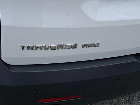 Certified 2020 Chevrolet Traverse LT w/ Driver Confidence II Package AWD/4WD image 31