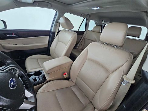 Used 2017 Subaru Outback 2.5i Limited image 21
