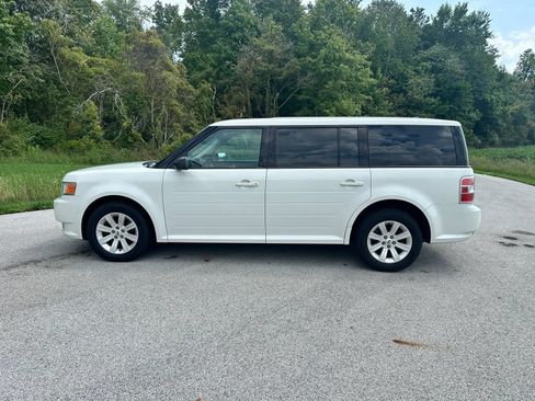 Used 2012 Ford Flex SE FWD image 8