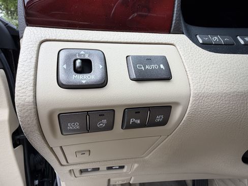 Used 2010 Lexus LS 460 L AWD/4WD image 14
