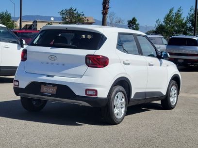 New 2026 Hyundai Venue SE