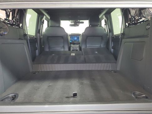 Used 2025 Ford Bronco Outer Banks image 25