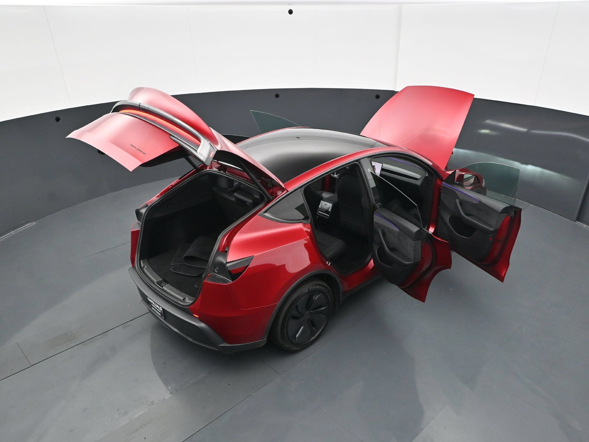 Used 2026 Tesla Model Y AWD image 40