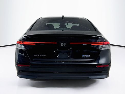 Used 2024 Honda Accord Sport image 29