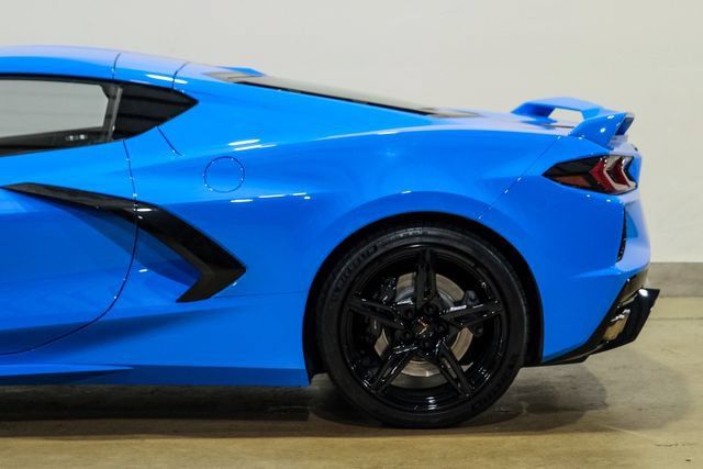 Used 2023 Chevrolet Corvette Stingray Preferred Cpe w/ Z51 Performance Package RWD image 36