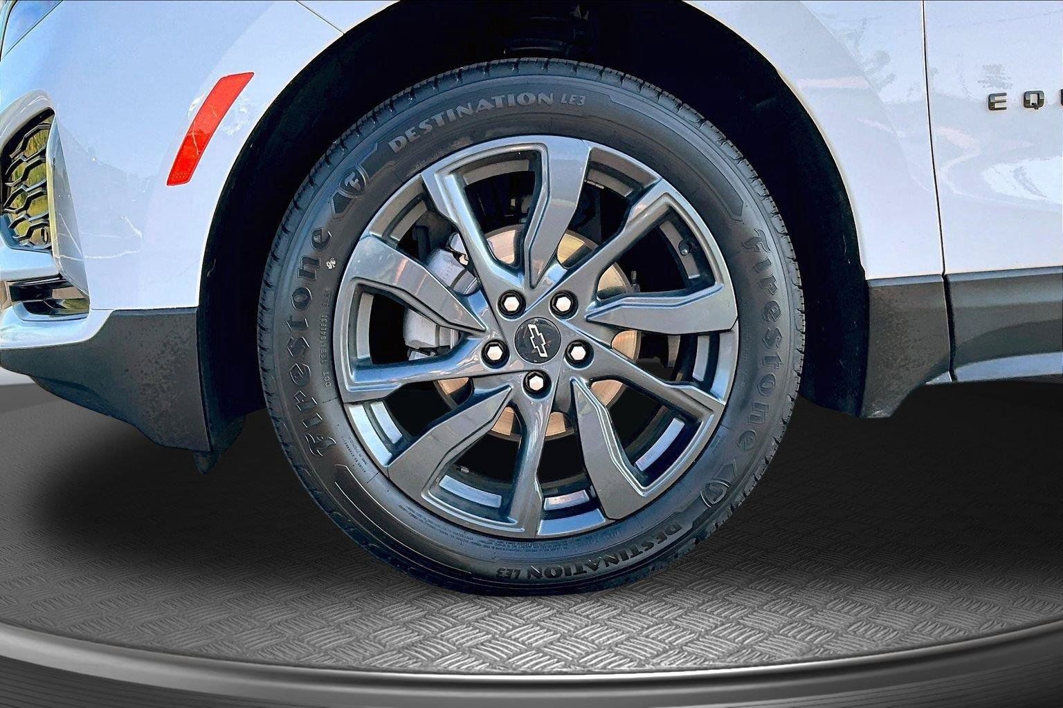 Used 2022 Chevrolet Equinox RS w/ RS Leather Package AWD/4WD image 10