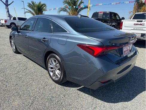 Used 2020 Toyota Avalon XLE w/ Moonroof Package FWD image 7