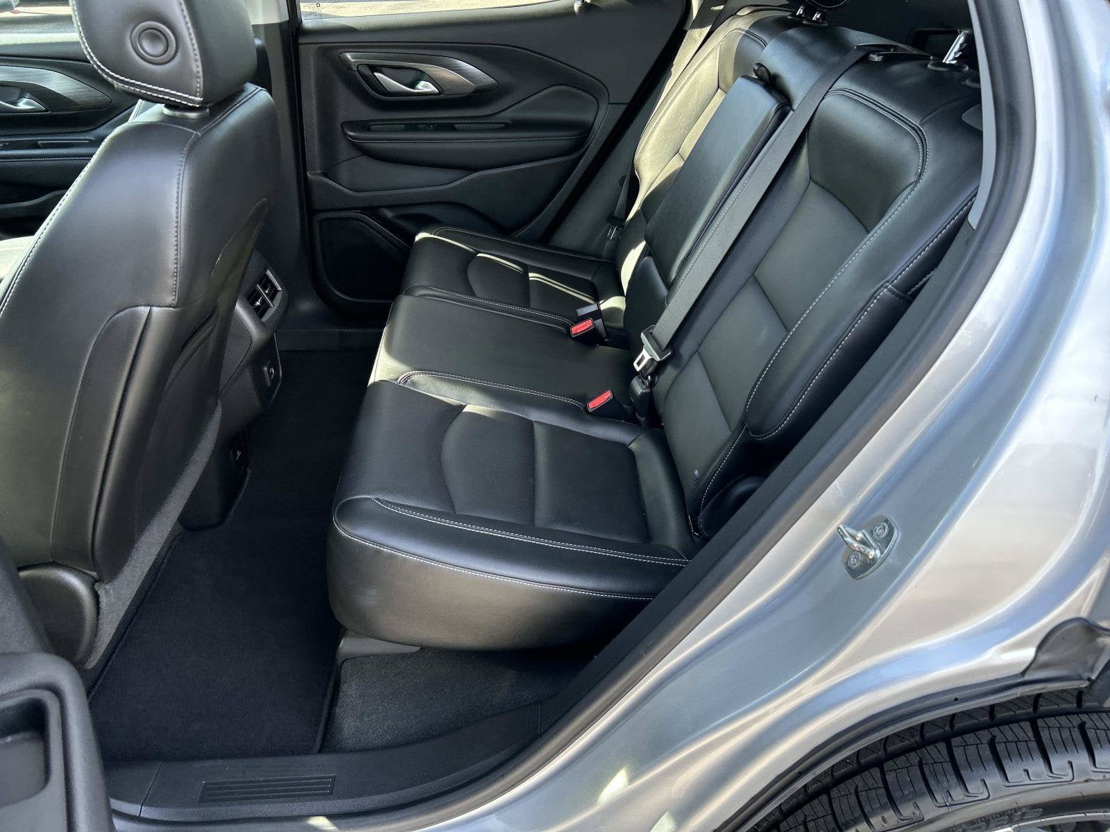 Used 2022 GMC Terrain SLT FWD image 12