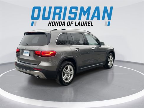 Used 2020 Mercedes-Benz GLB 250 4MATIC w/ Premium Package image 8