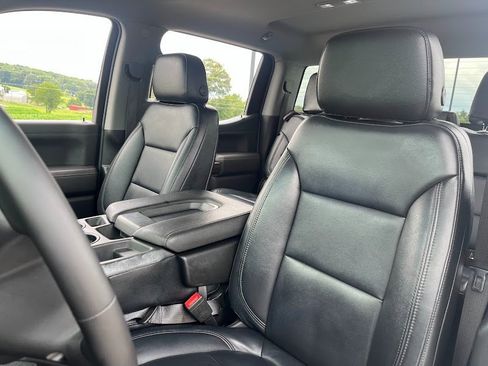 Used 2022 Chevrolet Silverado 1500 RST image 9