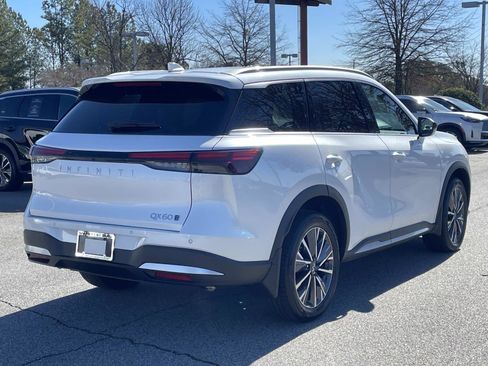 Certified 2026 INFINITI QX60 Luxe w/ Cargo Package image 4