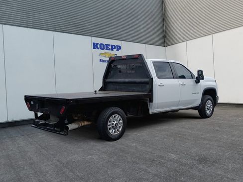 Used 2024 Chevrolet Silverado 2500 LT w/ Convenience Package AWD/4WD image 5