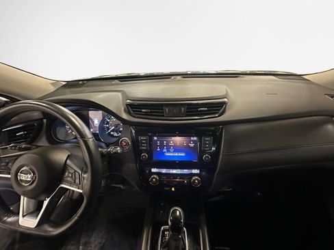 Used 2019 Nissan Rogue SV w/ Premium Package FWD image 23