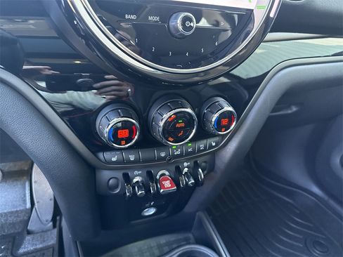Used 2022 MINI Cooper Countryman image 28