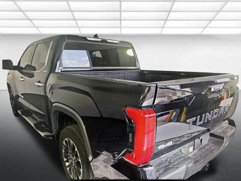 Used 2023 Toyota Tundra Limited w/ Power Package AWD/4WD image 4