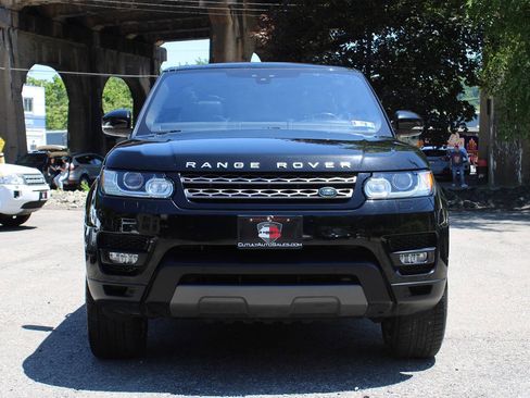 Used 2017 Land Rover Range Rover Sport SE AWD/4WD image 2
