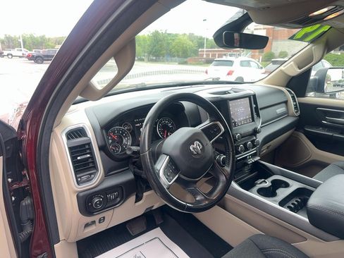 Used 2019 RAM 1500 Big Horn AWD/4WD image 16