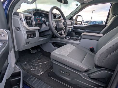 New 2026 Ford F250 XLT w/ XLT Premium Package AWD/4WD image 9