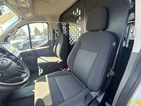 Used 2025 Ford Transit 250 Low Roof w/ Exterior Upgrade Package RWD image 15