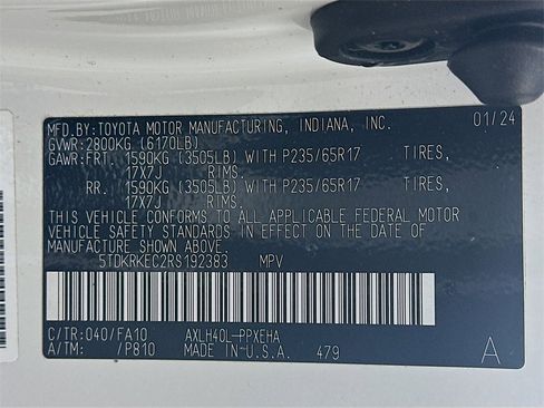 Used 2024 Toyota Sienna LE image 36