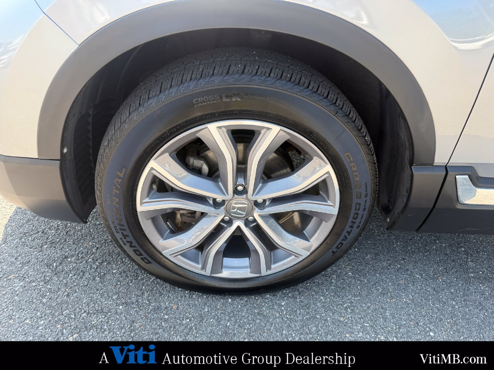 Used 2020 Honda CR-V Touring image 12