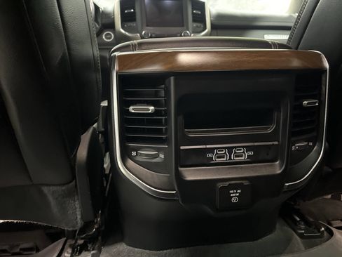 Used 2022 RAM 1500 Laramie image 30
