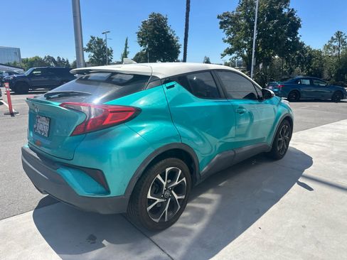 Used 2018 Toyota C-HR XLE FWD image 5