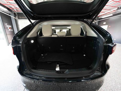 Used 2024 MAZDA CX-90 Plug-In Hybrid w/ Preferred AWD/4WD image 28