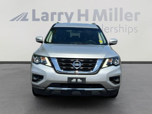 Used 2017 Nissan Pathfinder S FWD image 8