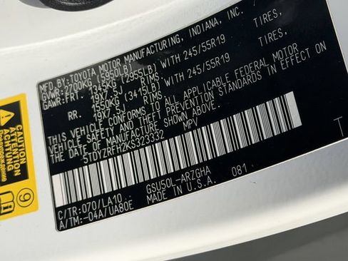 Used 2019 Toyota Highlander Limited Platinum FWD image 29