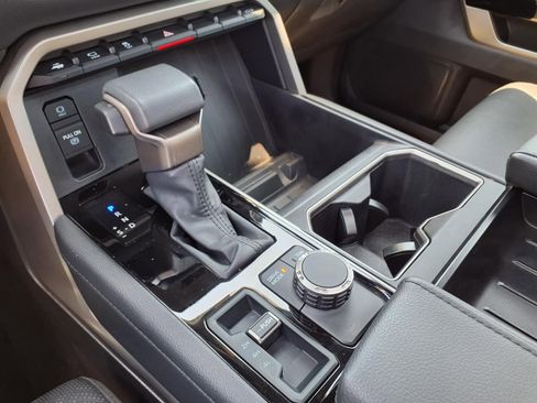 Certified 2025 Toyota Tundra Limited AWD/4WD image 25